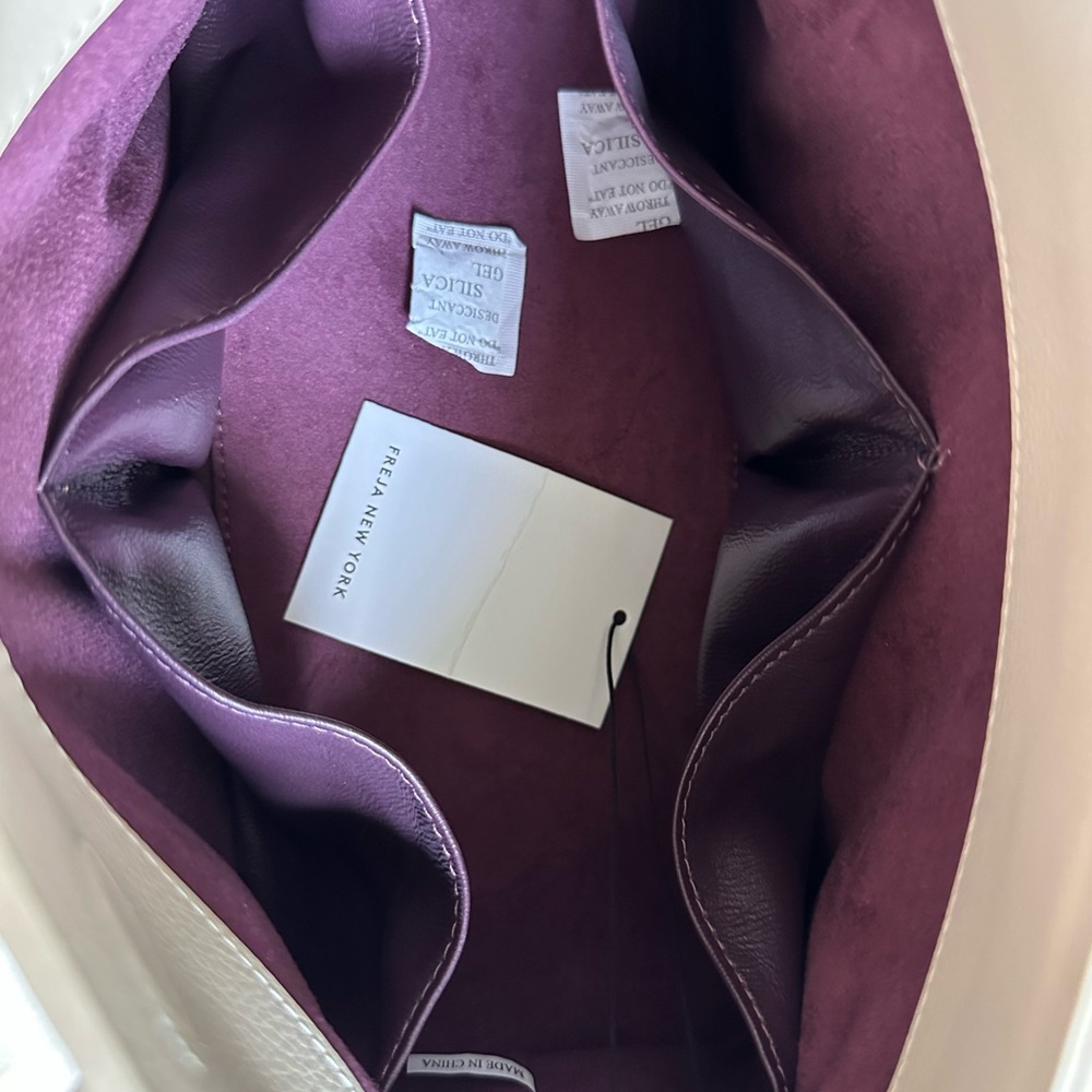 NWT Freja New York Chrystie bag in Oat. - Picture 5 of 7